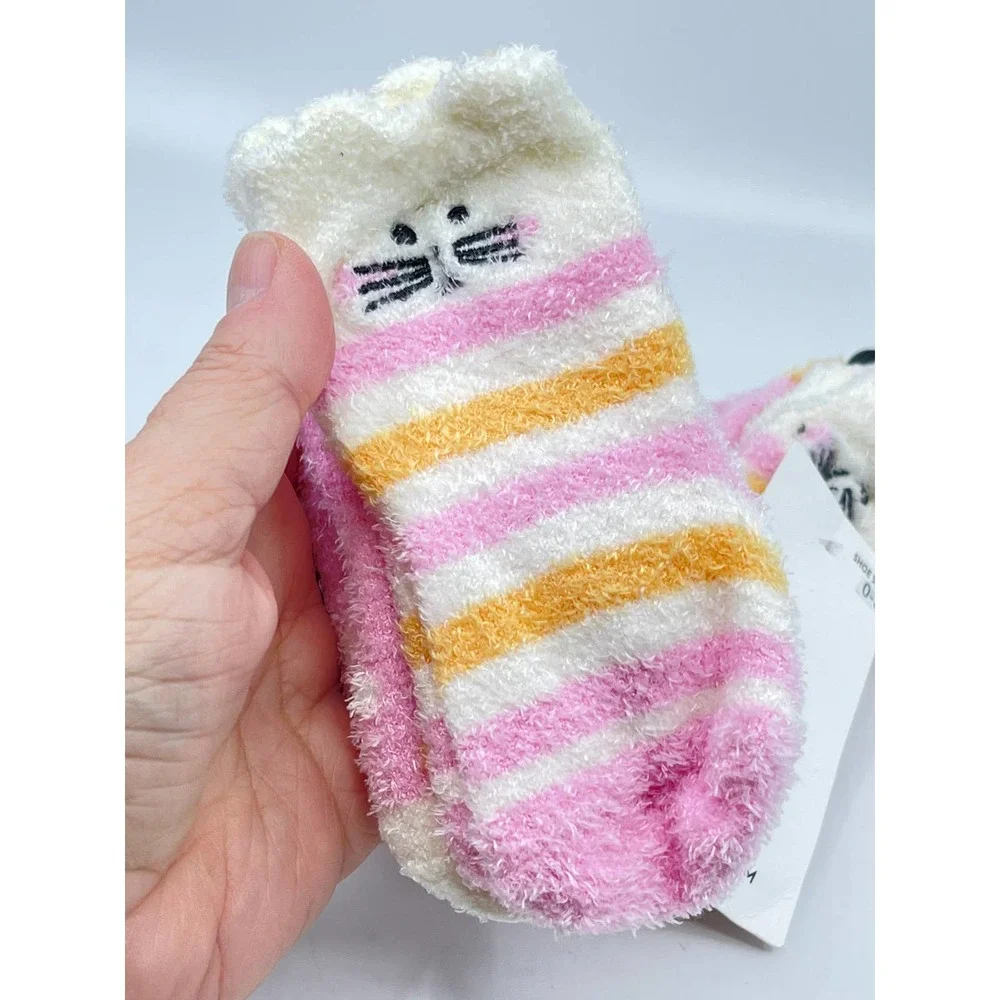 Bundle of (9) NEW NWT Nordstrom Baby Butter Newborn Socks Sze 0-3 Months SOFT! - Picture 2 of 10